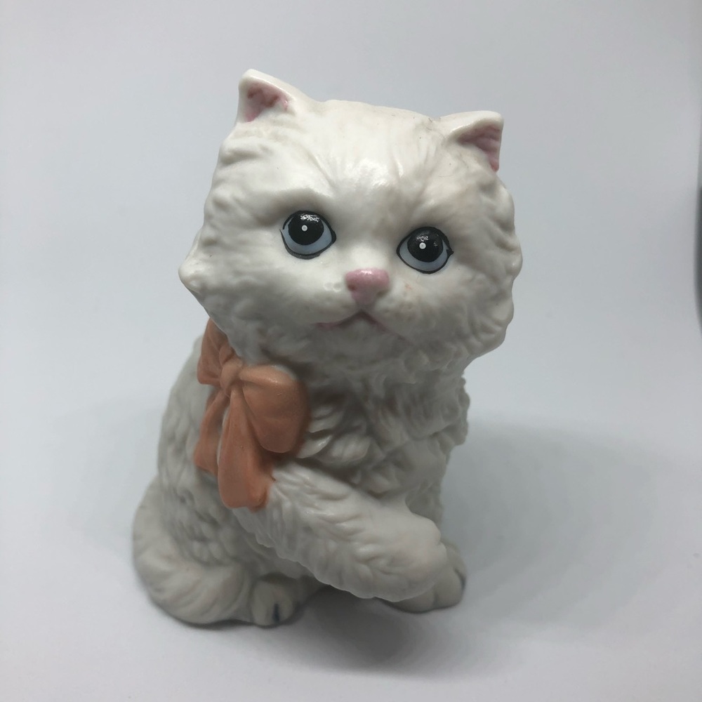 Homco Vintage Cat with Bow
